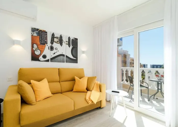 With Pool Torrevista Rocio